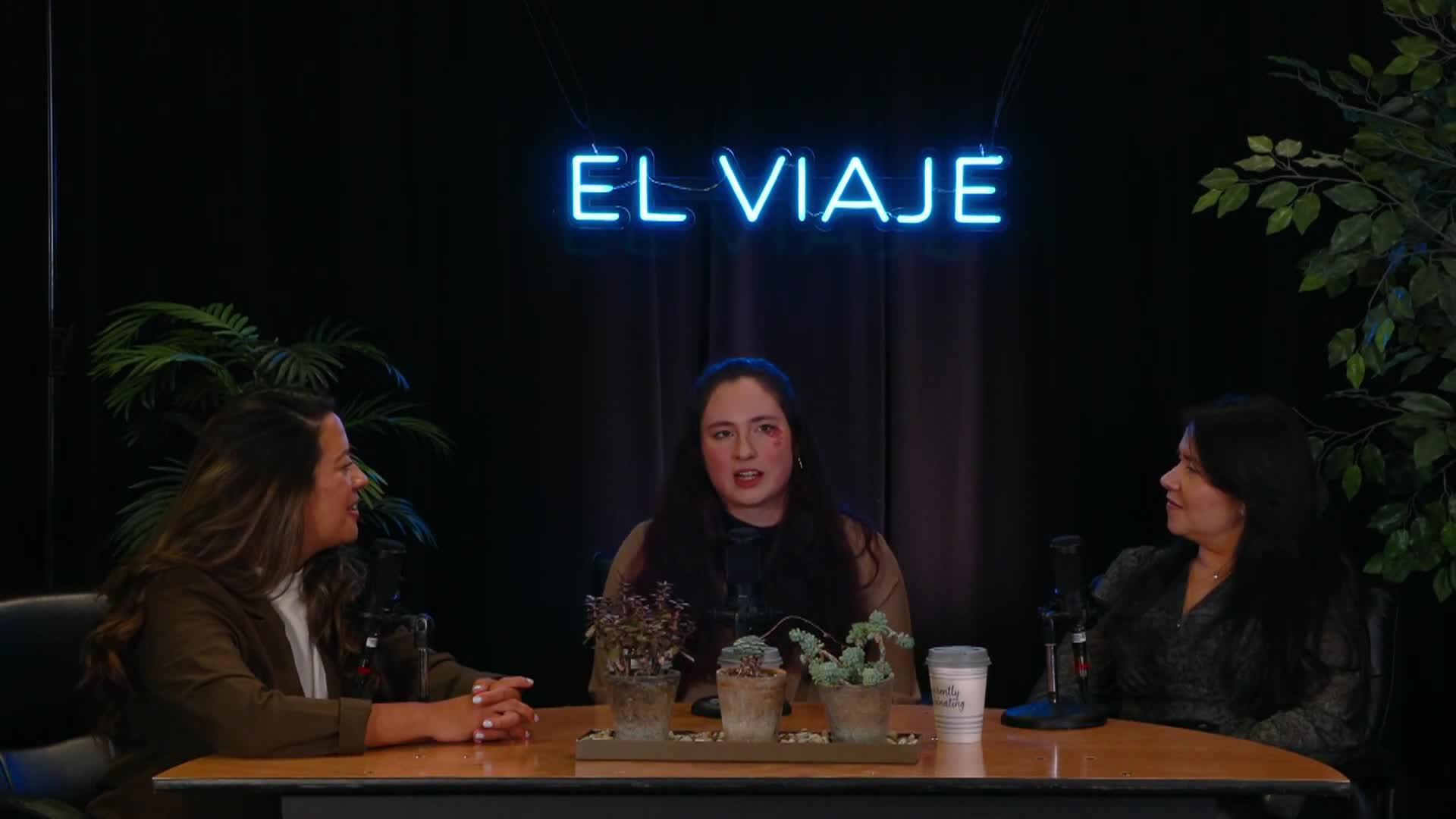 El Viaje – Clara Guatta